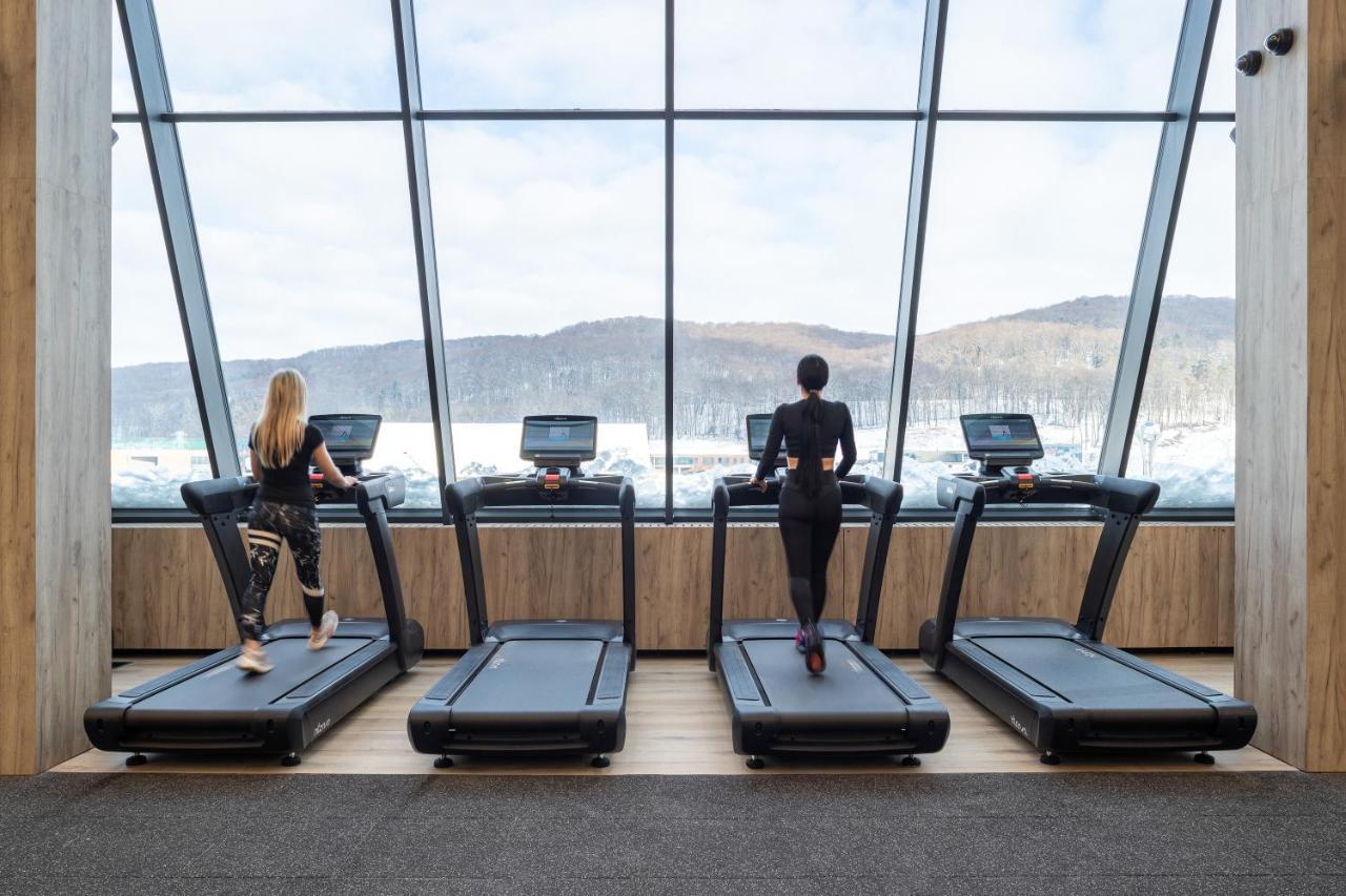Emily Resort Leópolis Exterior foto The gym at the 2018 Winter Olympics